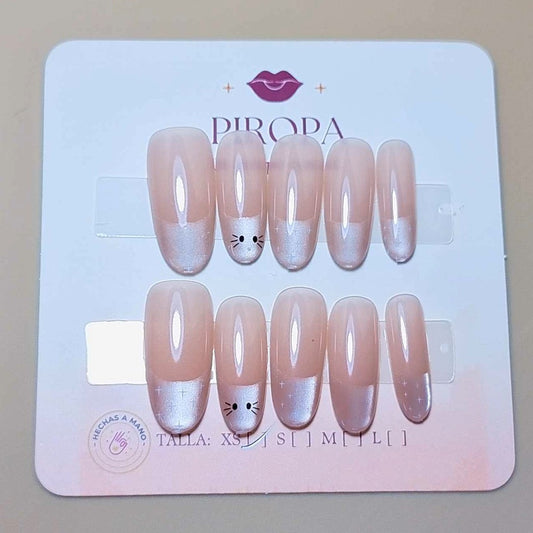 Set Gatitos Estelares — uñas press on glam hechas a mano