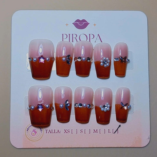 Set Café Imperial Glam — uñas press on glam hechas a mano