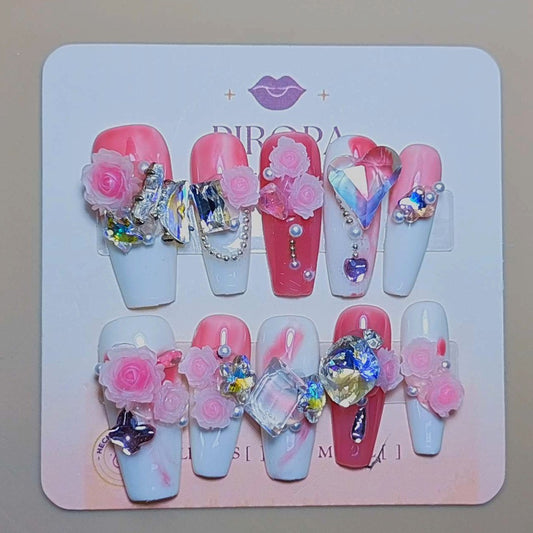 Set Palacio de Rosas — uñas press on glam hechas a mano